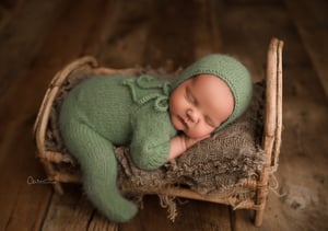 Image of Footed Romper and Bonnet Set - FERN