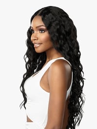 Image 4 of LOOSE CURLY 32″ BUTTA LACE HUMAN HAIR BLEND 