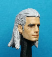 Image 2 of 100  THE WITCHER  HENRY CAVILL