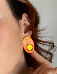 Image 4 of Orange Gold Mini Tongue 🧡👅⚱️