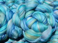 Image 3 of 4 ounces Waters Edge NEW Custom Blend Merino Combed Top ON SALE
