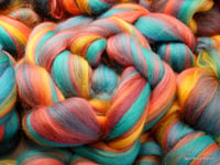 Image 4 of Sunset on the Beach Custom Blend Combed Top - 4 ounces - 100% Merino - ON SALE