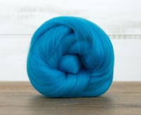 Image 2 of Turquoise Merino Combed Top - 100 grams (3.5 oz)