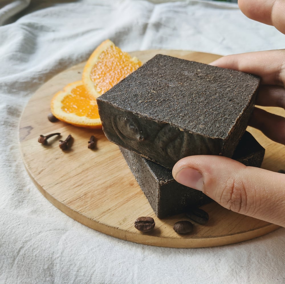 orange and clove coffee scrub