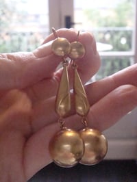 Image 4 of VERY LARGE VICTORIAN 9CT YELLOW GOLD EARRINGS FINE QUALITY 3.5g