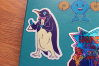 Image 4 of Sticker - Pingouin au triangle