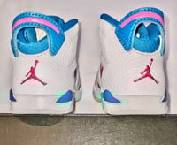 Image 2 of Nike Jordan 6 Retro Girls’ Toddler Basketball Sneakers