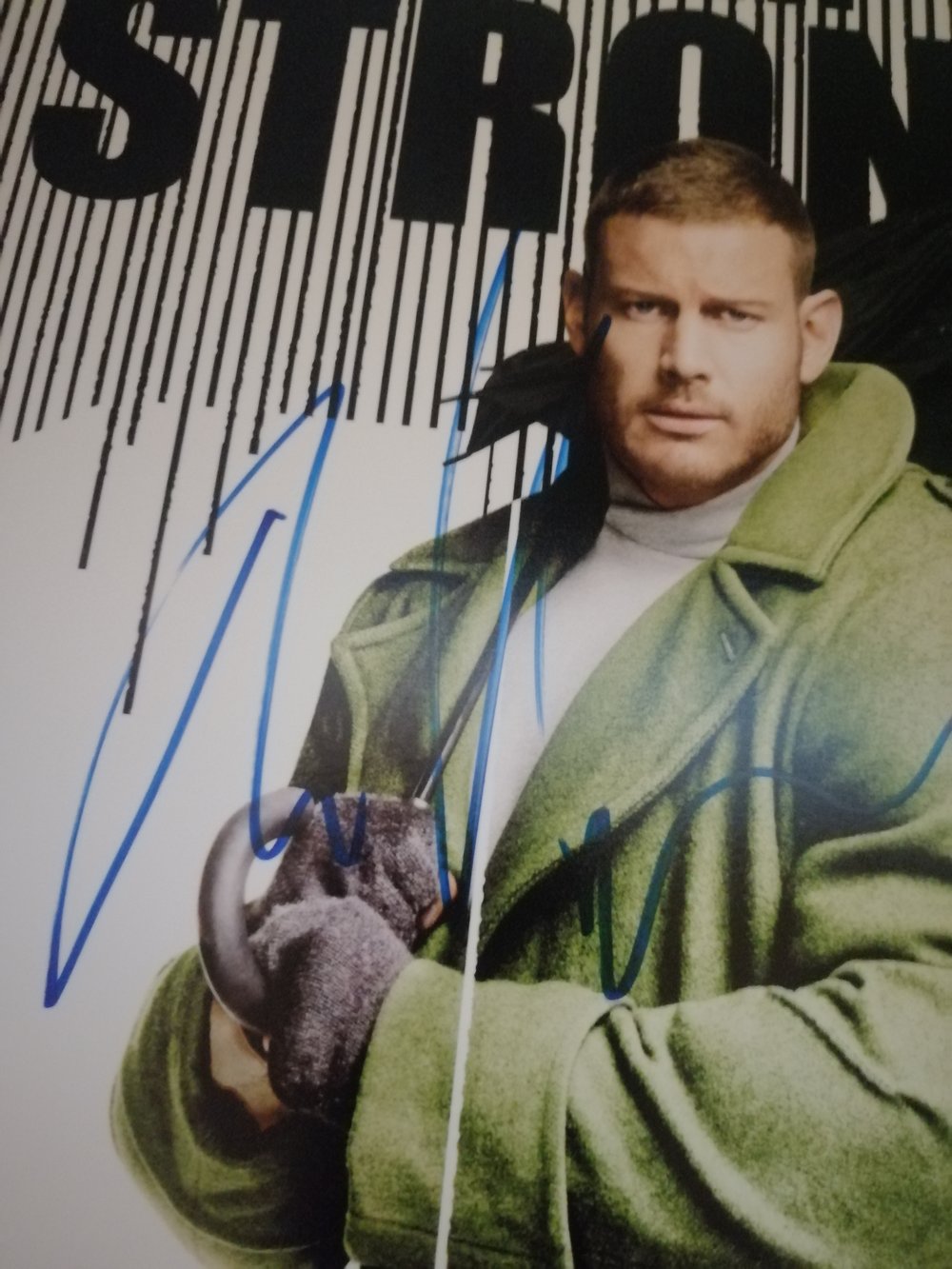 The Umbrella Academy Tom Hopper Signed