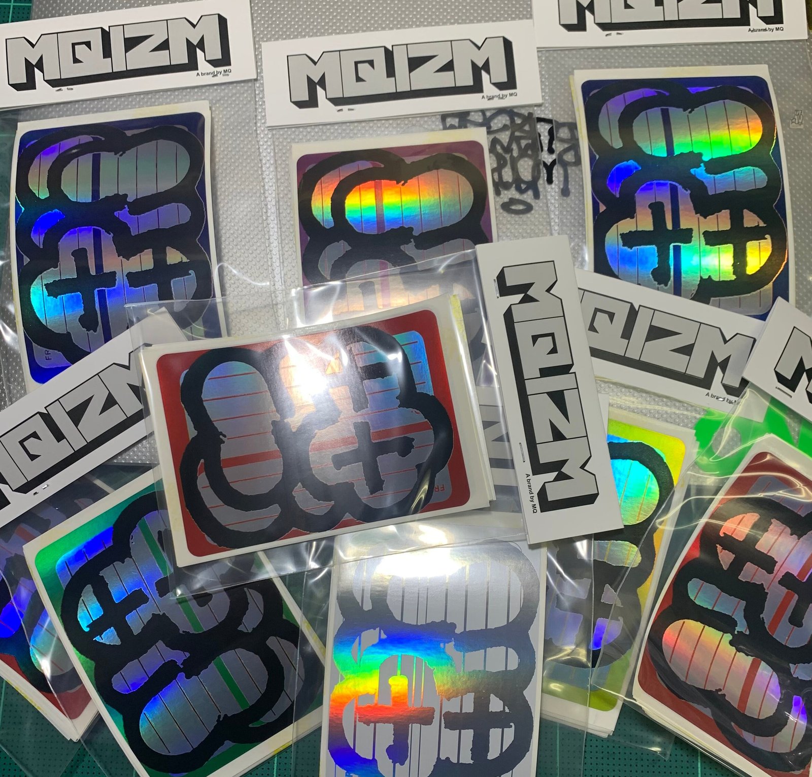 MQ - holographic eggshell sticker pack