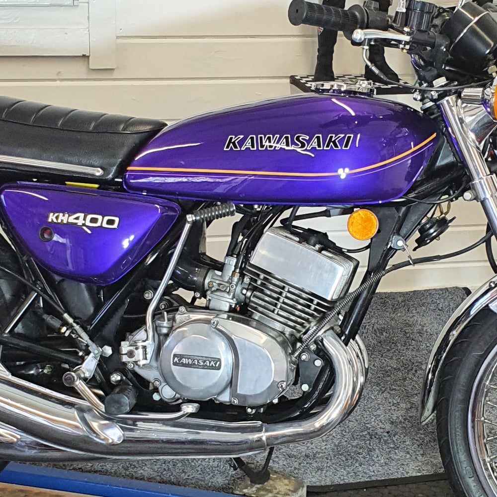 Kawasaki kh400 triple 1977