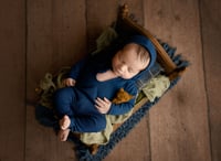 Image 3 of Newborn Session Retainer