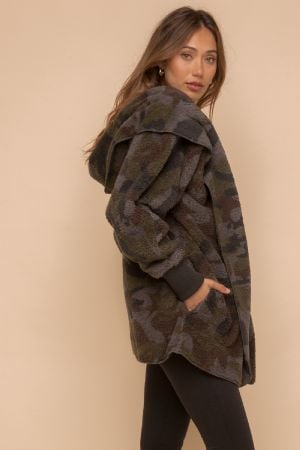 Image of SO SOFT CAMO OPEN SHERPA JACKET