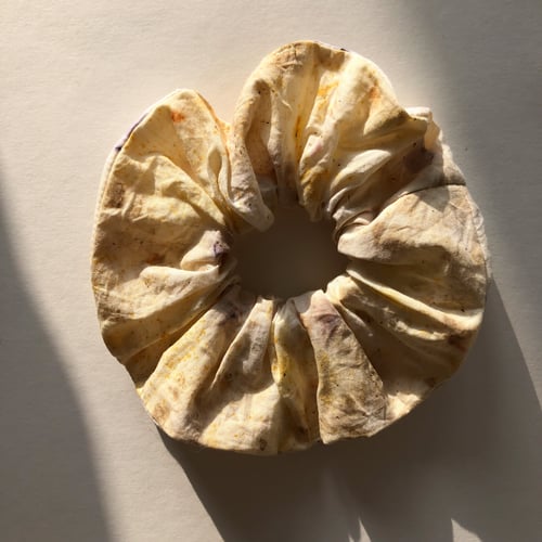 Image of Plant dyed Handmade Scrunchie No.1 - from dead stock Cotton fabric, collab with Kaliko