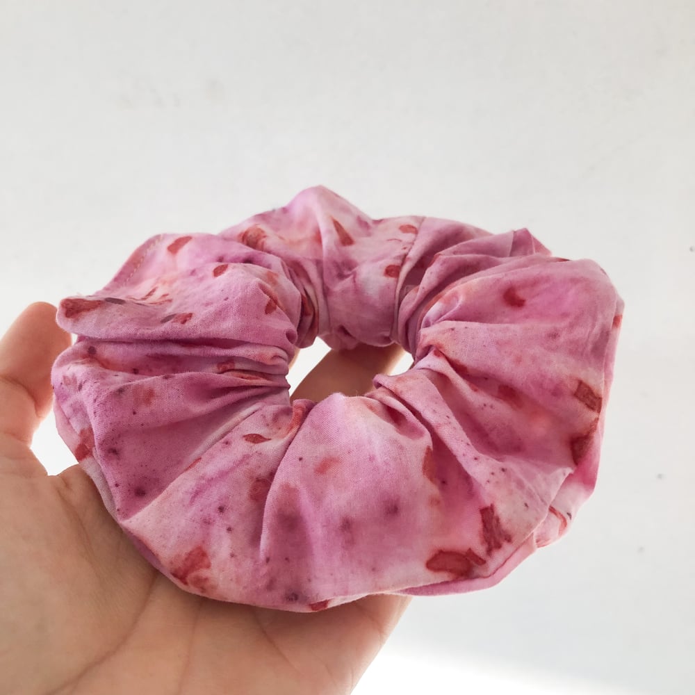 Image of Plant dyed Handmade Scrunchie No.3 - from dead stock Cotton fabric, collab with Kaliko