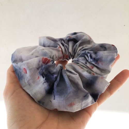 Image of Plant dyed Handmade Scrunchie No.4 - from dead stock Cotton fabric, collab with Kaliko