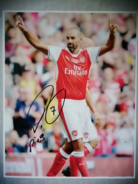 Image 1 of Arsenal Legend Robert Pires Signed 10x8