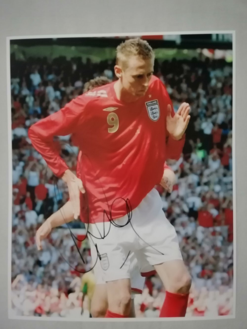 Peter Crouch England Signed 10x8