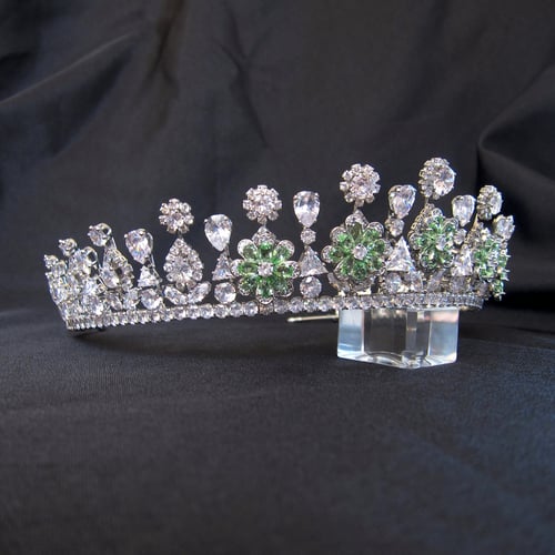 Image of Juniper tiara
