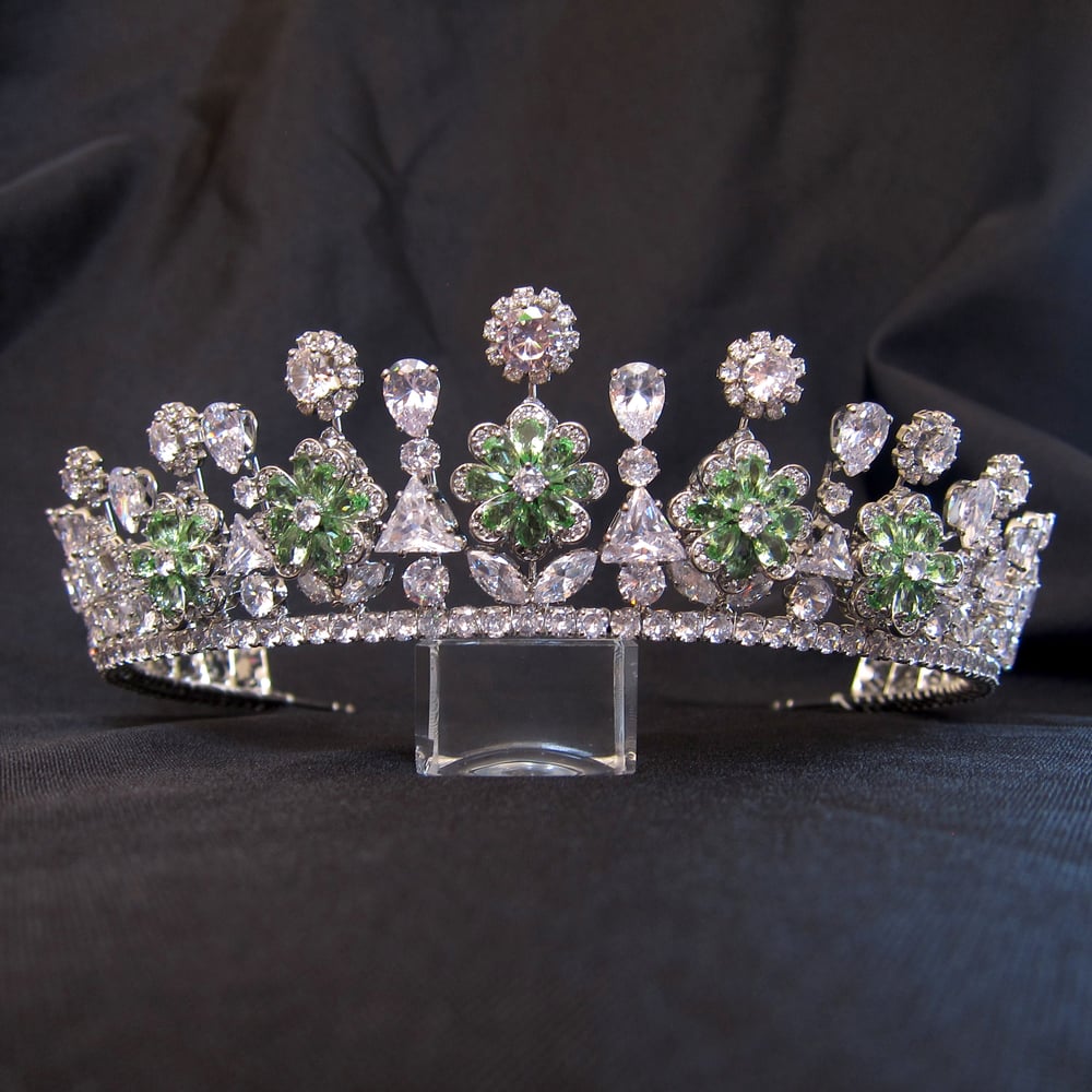 Image of Juniper tiara
