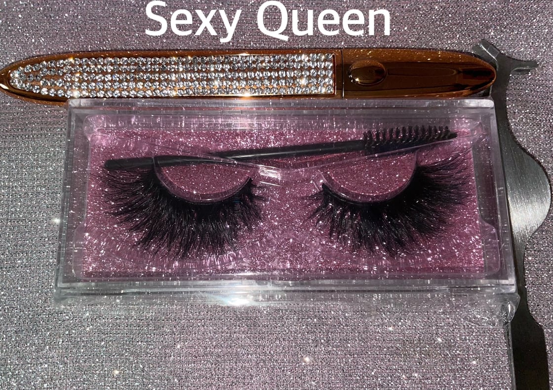 Image of The Queen Bundle 