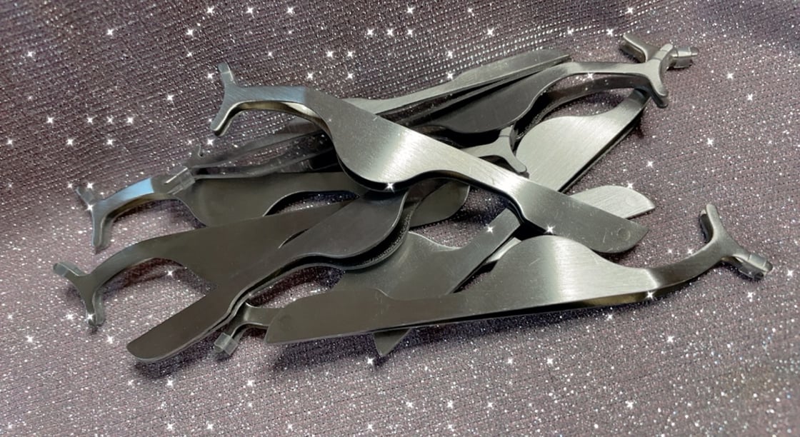 Image of Eyelash Applicator