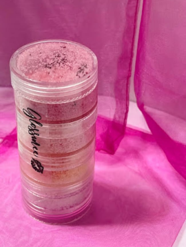 G L O SS M E E 🧚‍♀️💞✨️ !!! Lip Scrubaaa