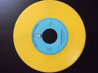 Image 3 of the Underdogs – "East Of Dachau" 7" (yellow vinyl)