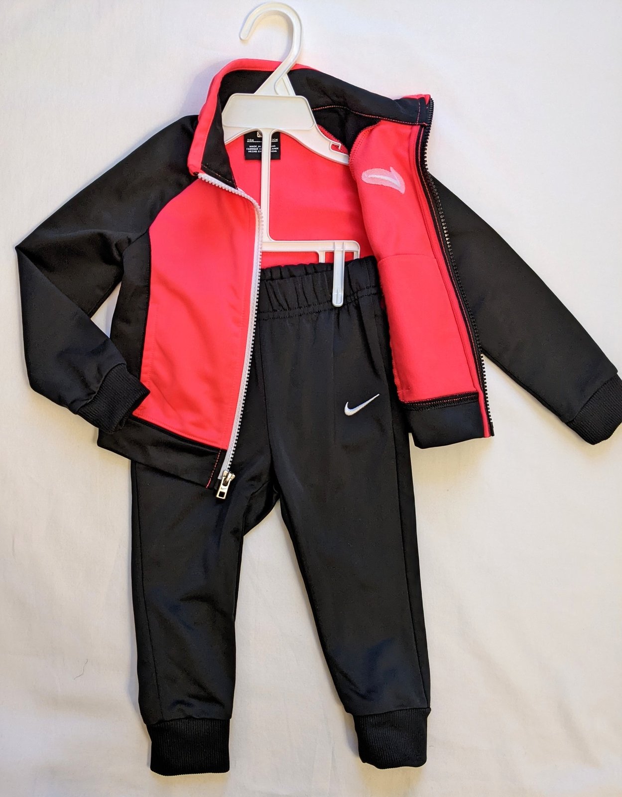 Reebok Black Regular Fit Sports Jacket Track Pants Set