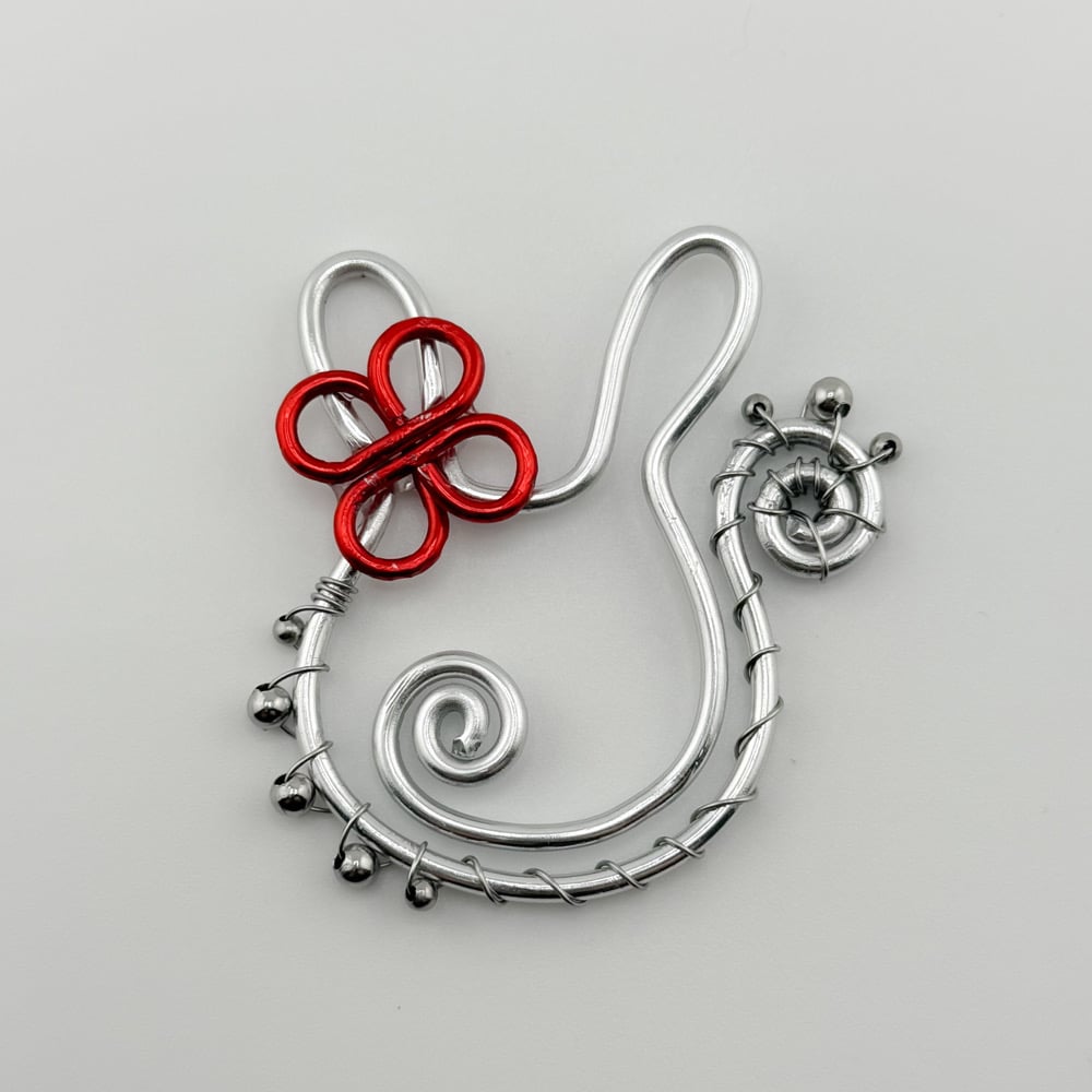 Image of Bunny Swirl Wire Pendant 