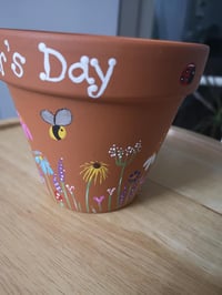 Image 5 of Happy Mother's Day flower pot 10cm