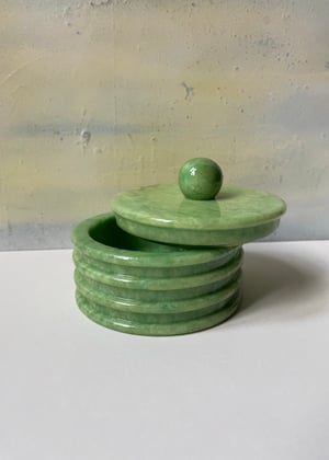 Image of Vintage Green Alabaster Hand Carved - Pot with lid 