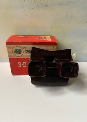 Image of Vintage Brown Bakelite ViewMaster with 11 x Reels