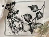 Image 3 of Tote bag peony & butterfly