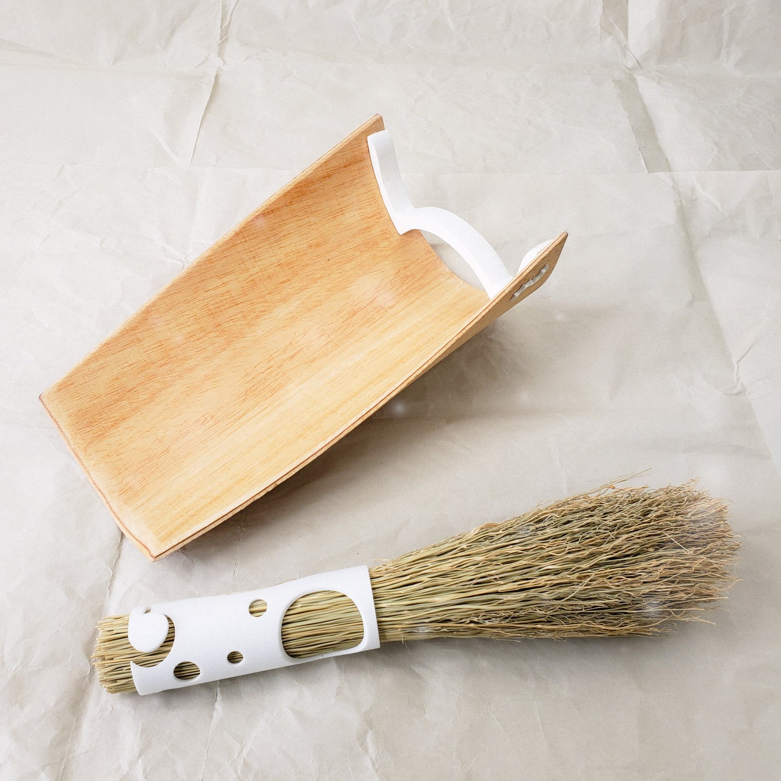 RPT-014: The [Make]shift Broom & Dust Pan | RUPTUR VISION