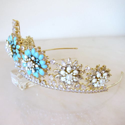 Image of Waltz of the Blooms tiara
