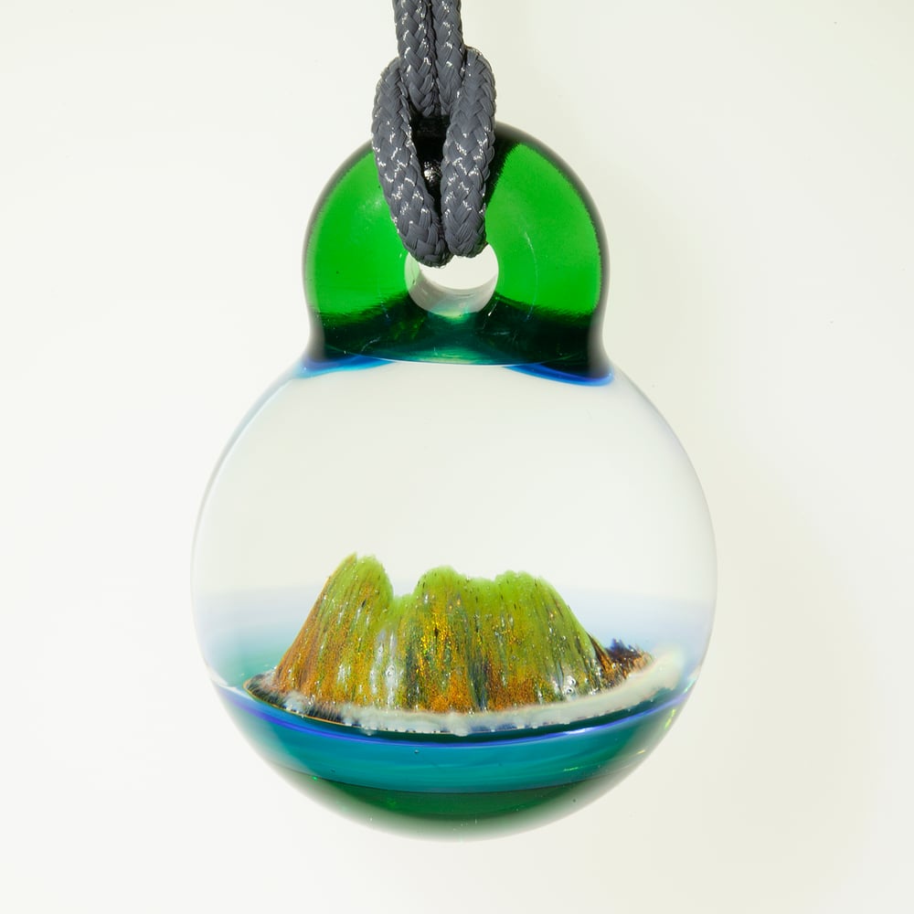Image of Desert Island Pendy 3-2022