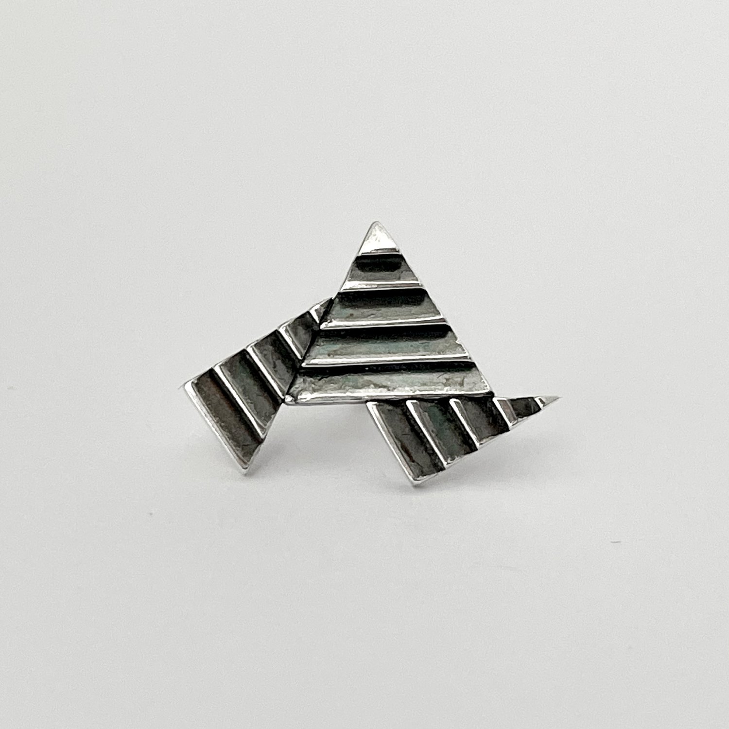 Image of Delta Echos Lapel Pin