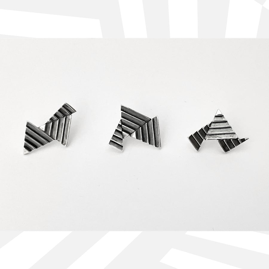 Image of Delta Echos Lapel Pin