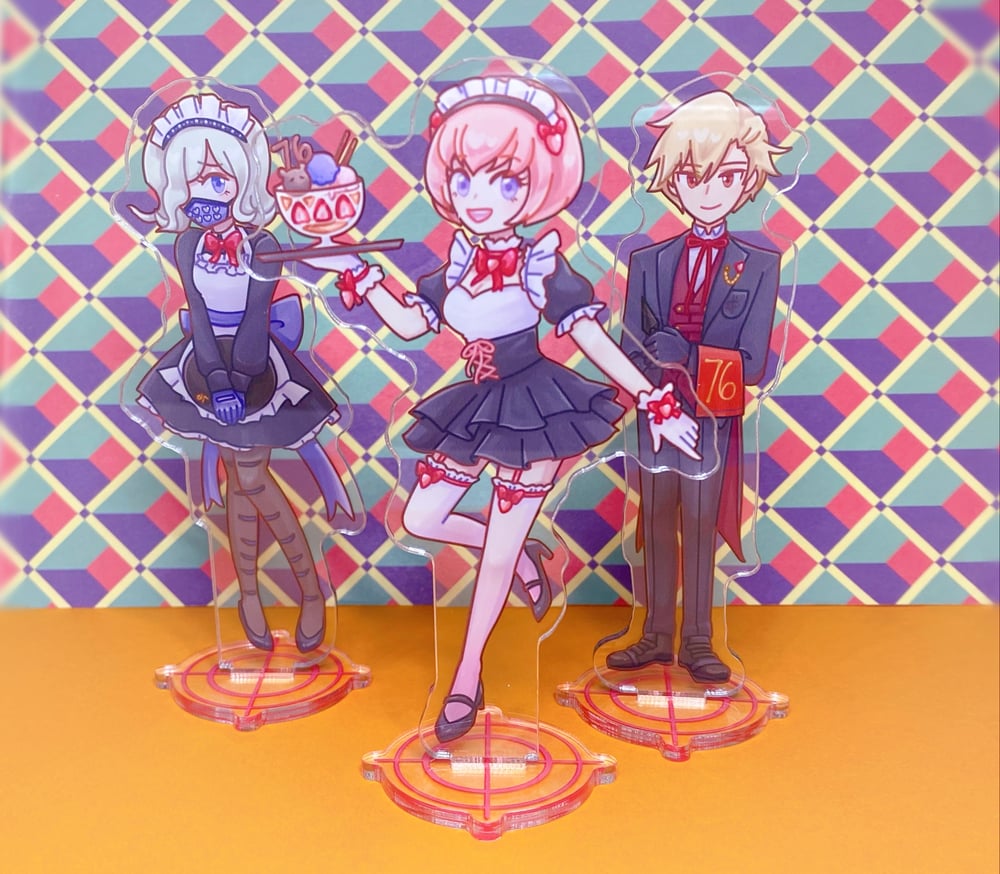 DR3: Maid and Butler Standees