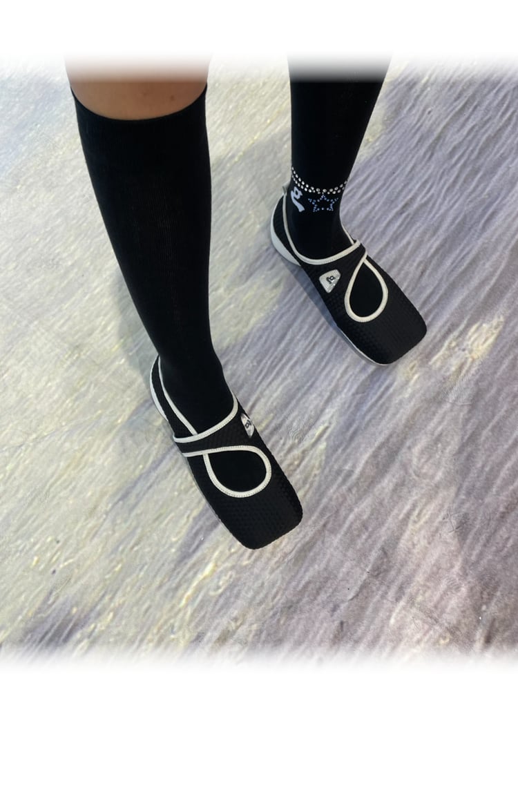 Image of Square-toe Maryjane Shoes"Bend Road"