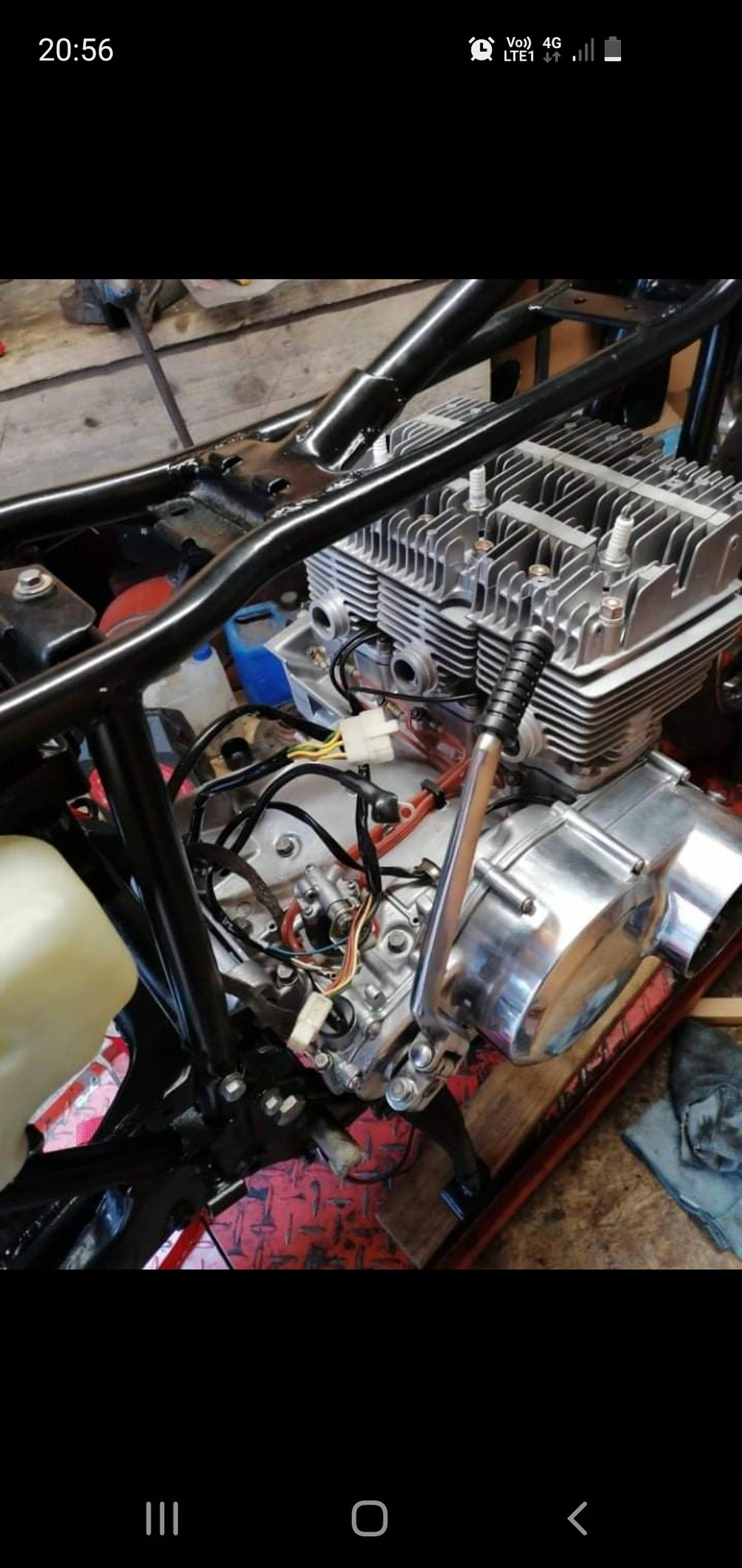 Suzuki gt550 triple 2 stroke 1973