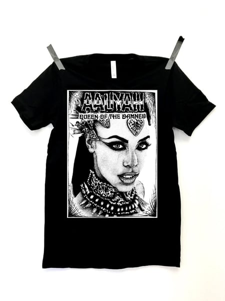 Image of QUEEN OF THE DAMNED