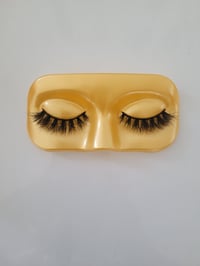 Image 3 of BELLOS 