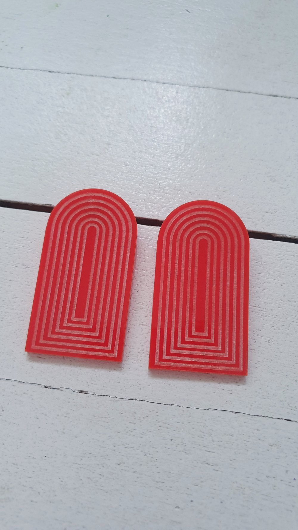 RDEČI uhani GOTIK .3 // steel RED earrings GOTIK .3