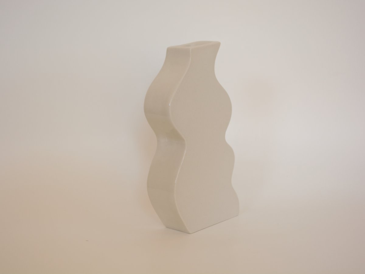 Image of Track 2D Vase Second