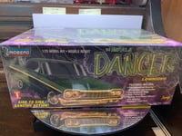 Image 2 of Lindberg 64 Impala Dancer Green/Gold