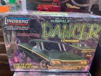 Image 1 of Lindberg 64 Impala Dancer Green/Gold