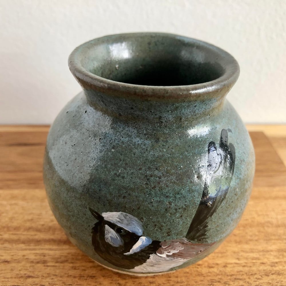 Small Superb Fairywren Vase