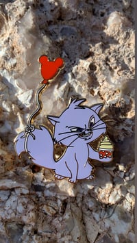 Purple Kitty Goes to the Park 