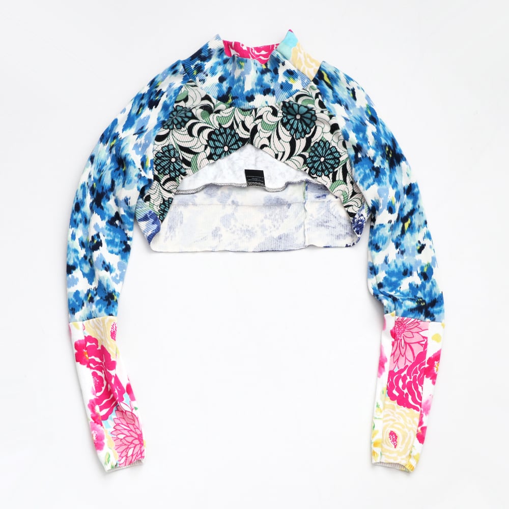 Image of superfloral mix prints courtneycourtney SIZE 14/16 patchwork baseball raglan sleeve shrug sweater